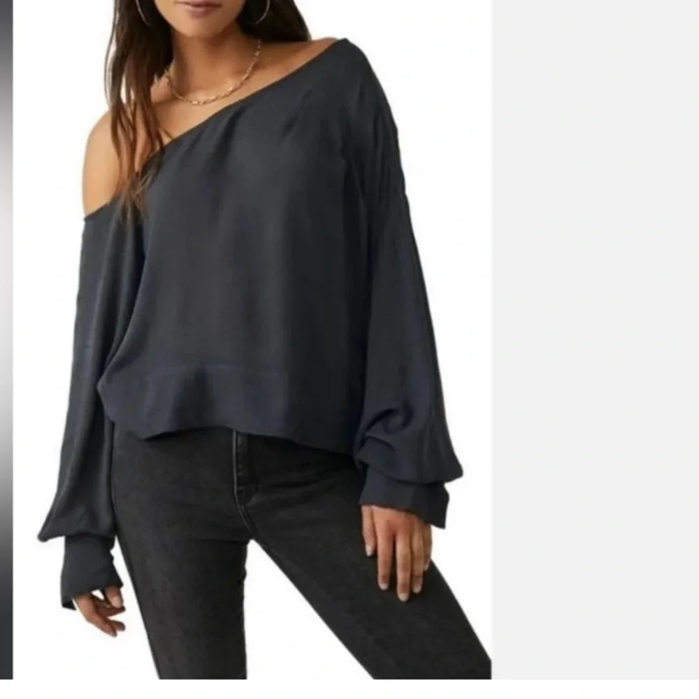 FREE PEOPLE Justina Single Shoulder Blouse Charcoal Blue Grey SZ: Medium - Picture 1 of 11